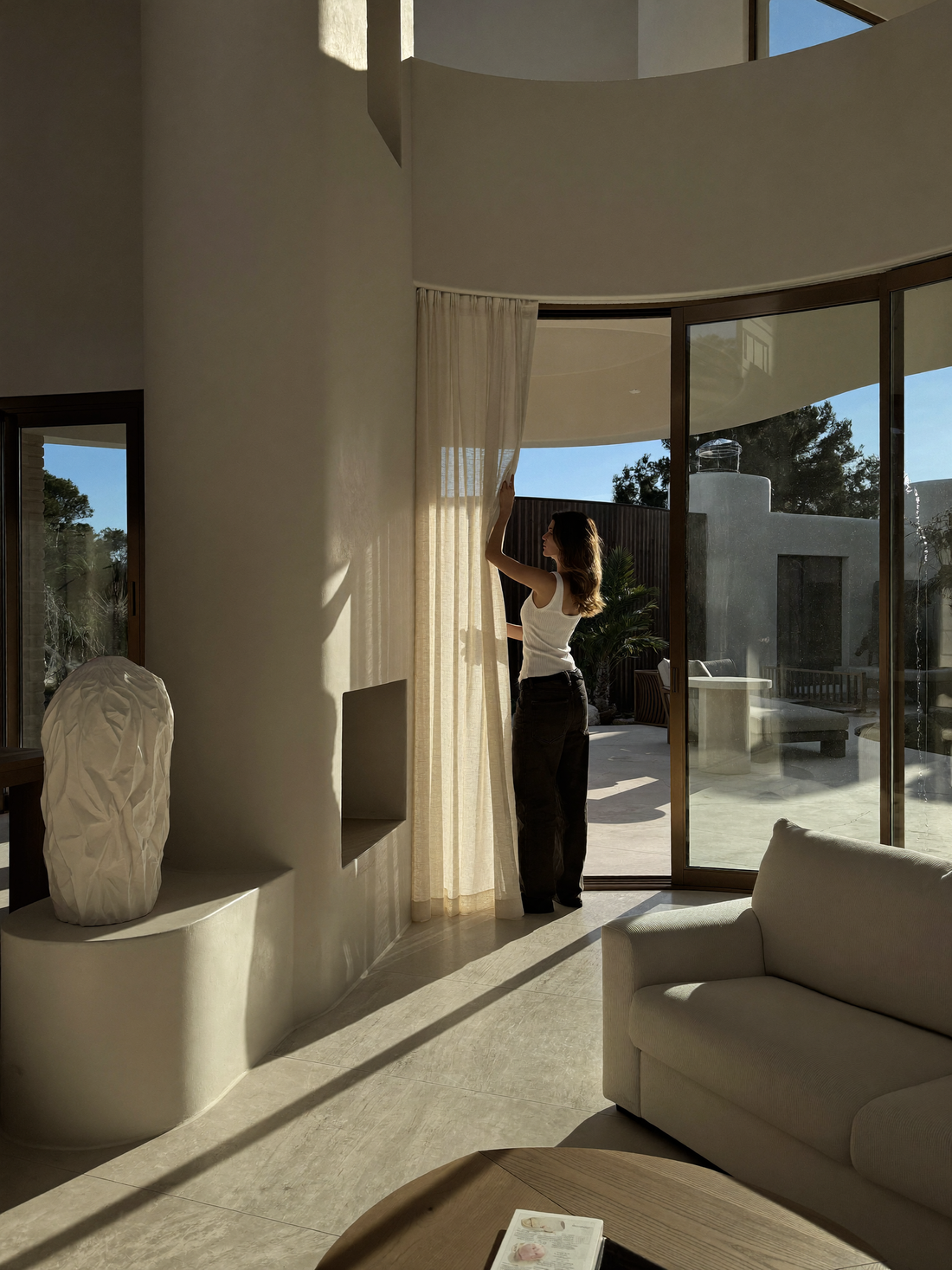 Multifunctional guest bedroom designed for daily use and credible overnight stays