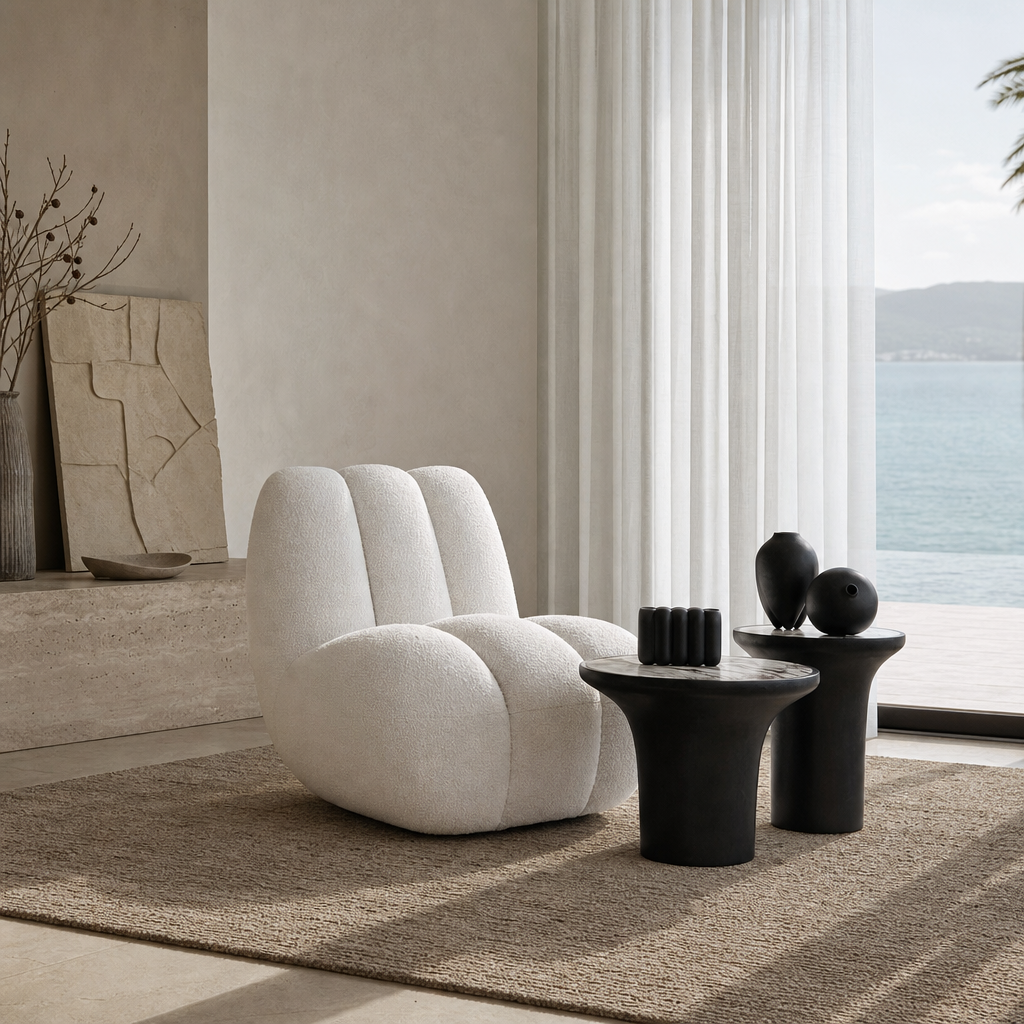 Mano Boucle Lounge Chair