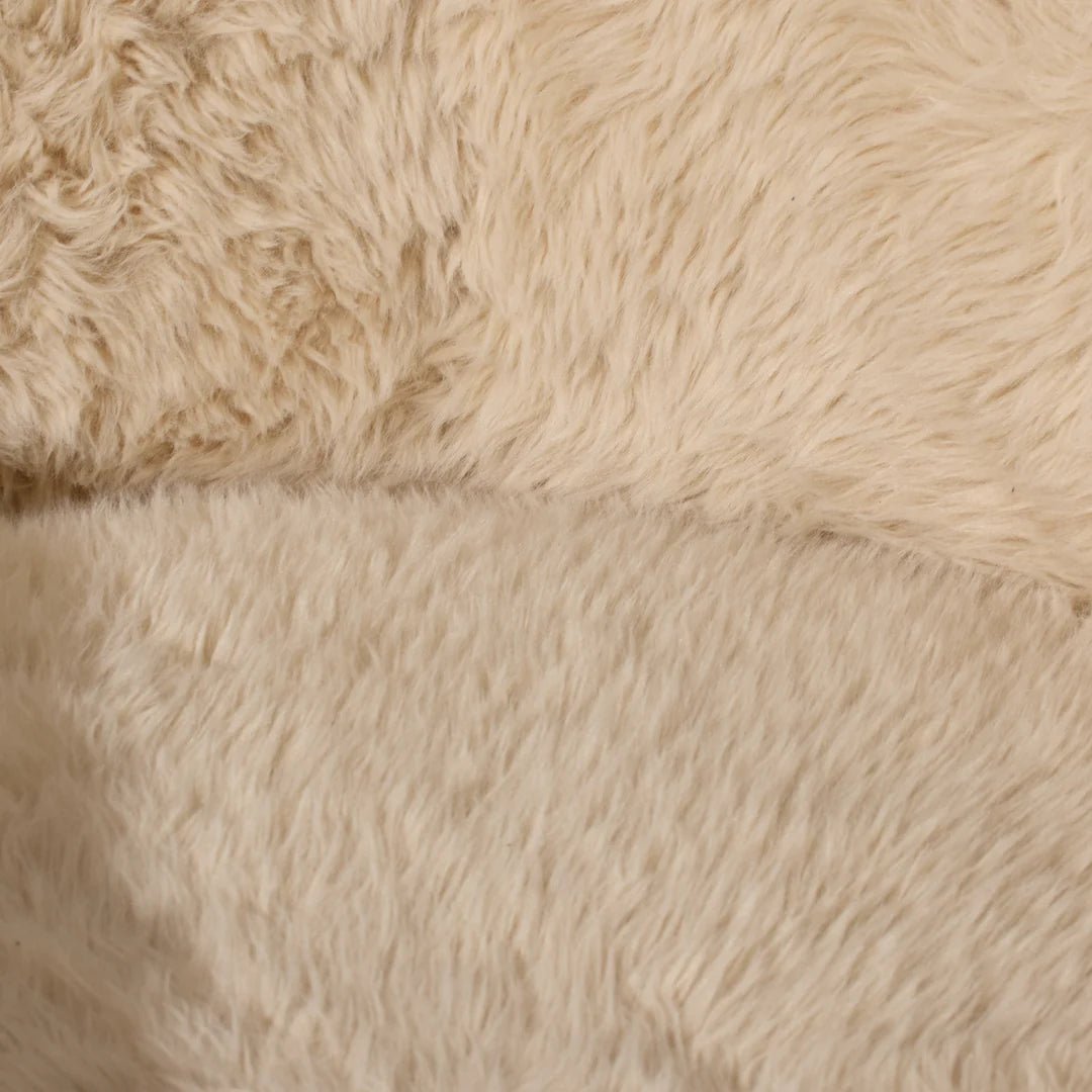 Aderente Fur Lounge Chair - DorsaAderente Fur Lounge ChairGray