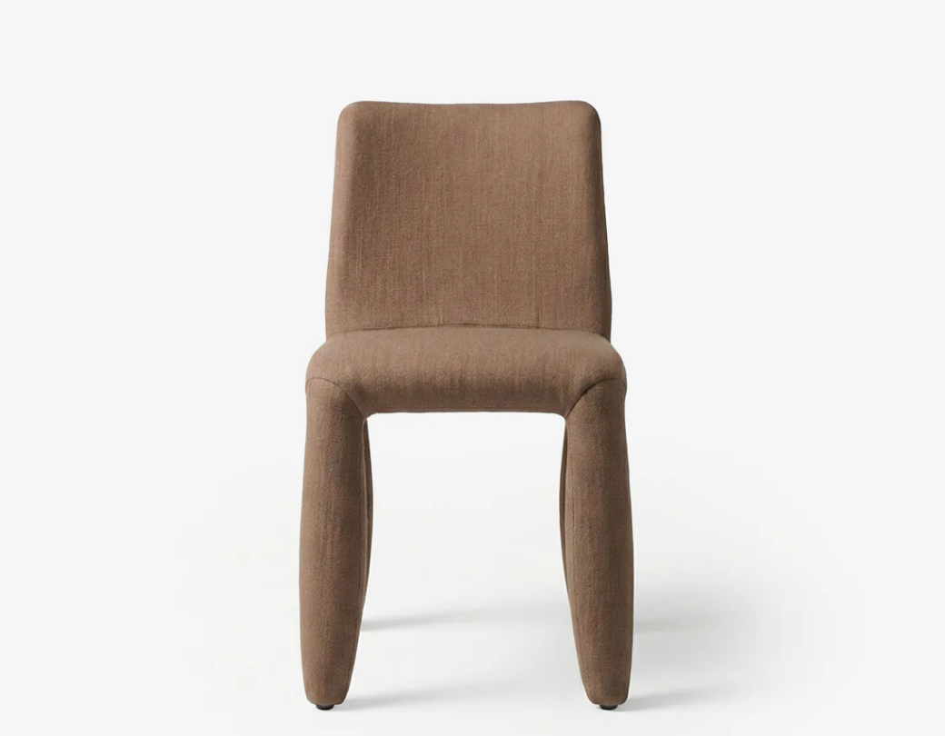 DORSA Bolla upholstered dining chair with rounded legs and sand fabric