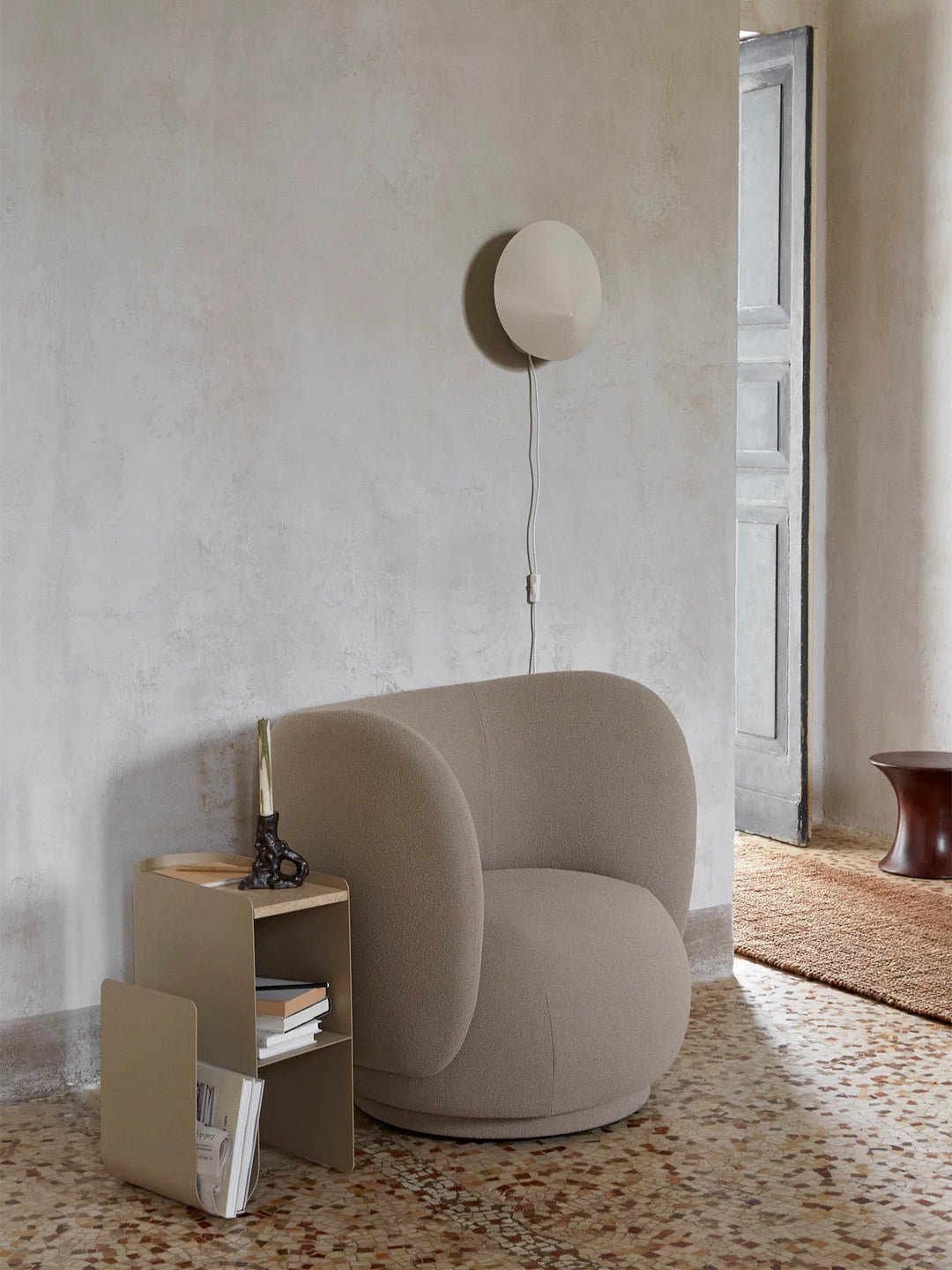 Fasi Asymmetrical Side Table - DorsaFasi Asymmetrical Side Table