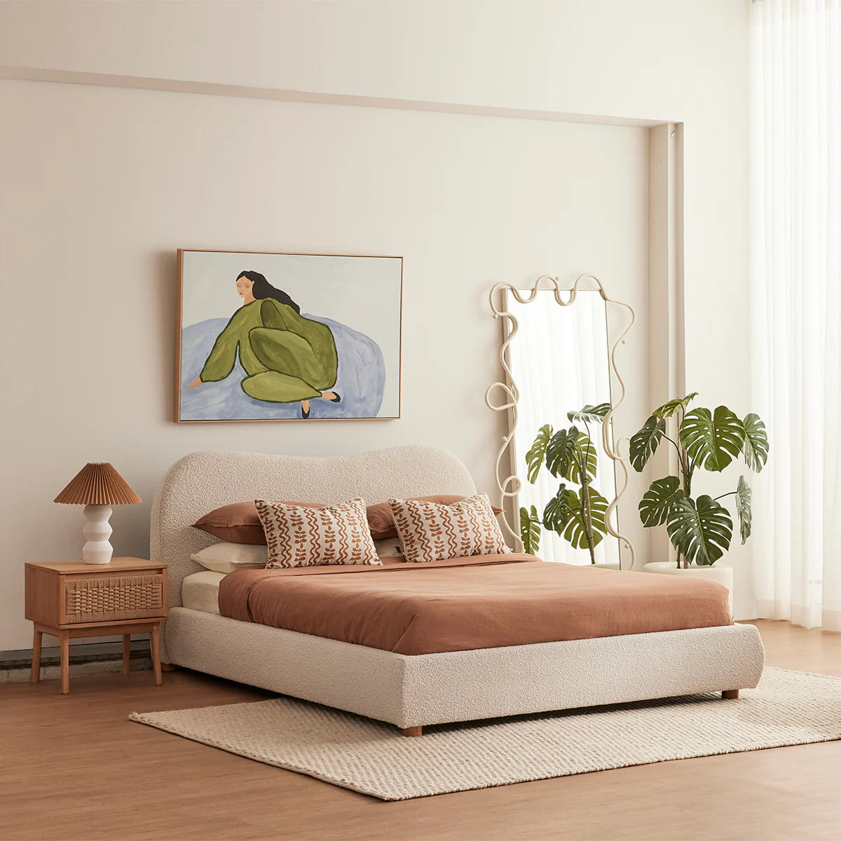 Sbalorditiva Boucle King Bedframe