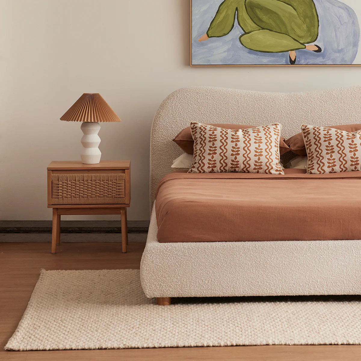 Sbalorditiva Boucle King Bedframe