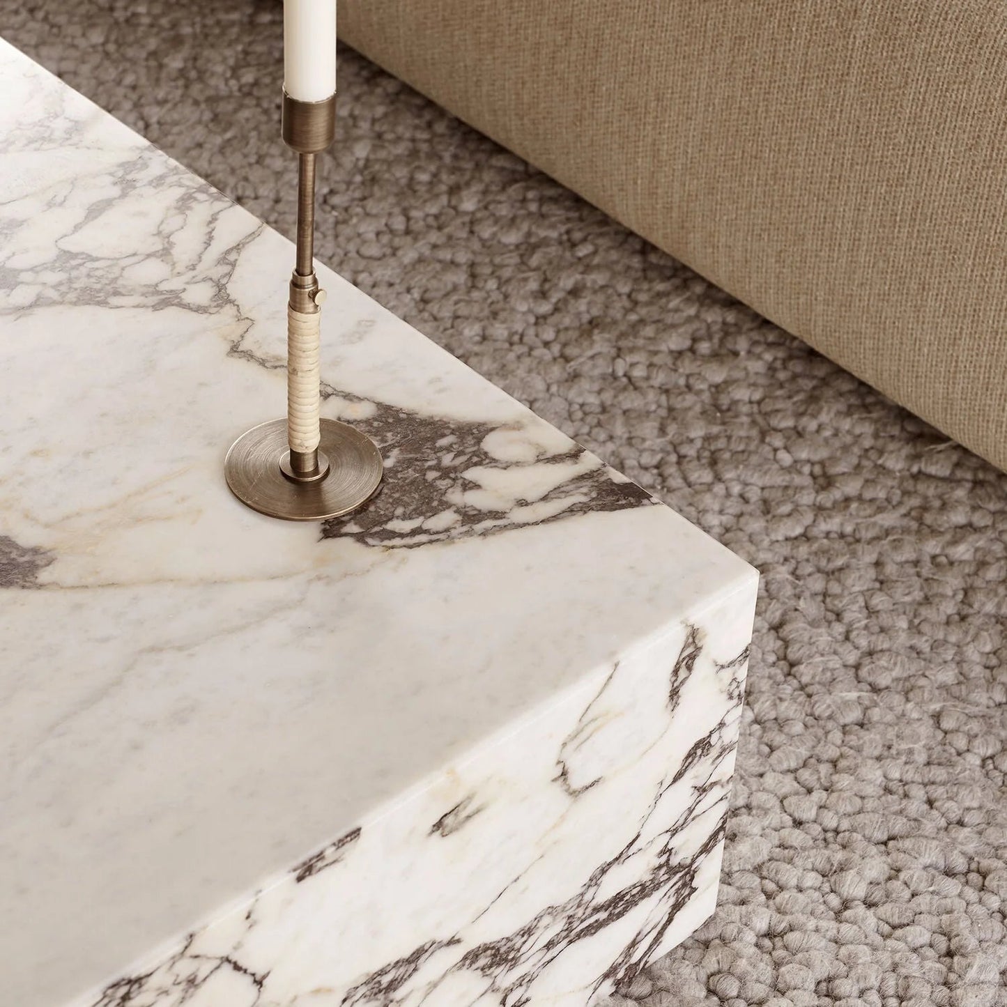 Solida Low Pure Marble Table - DorsaSolida Low Pure Marble Table